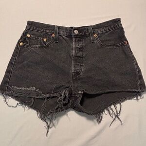 Women's Black Levi's Cutoff Jean Shorts Size 29